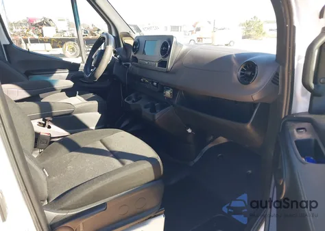 2022 Mercedes-Benz Sprinter 2500 High Roof I4 из США, поврежденный, VIN W1Y40CHY3NT118994